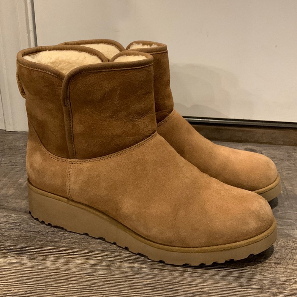 UGG Wedge Kristin Bootie